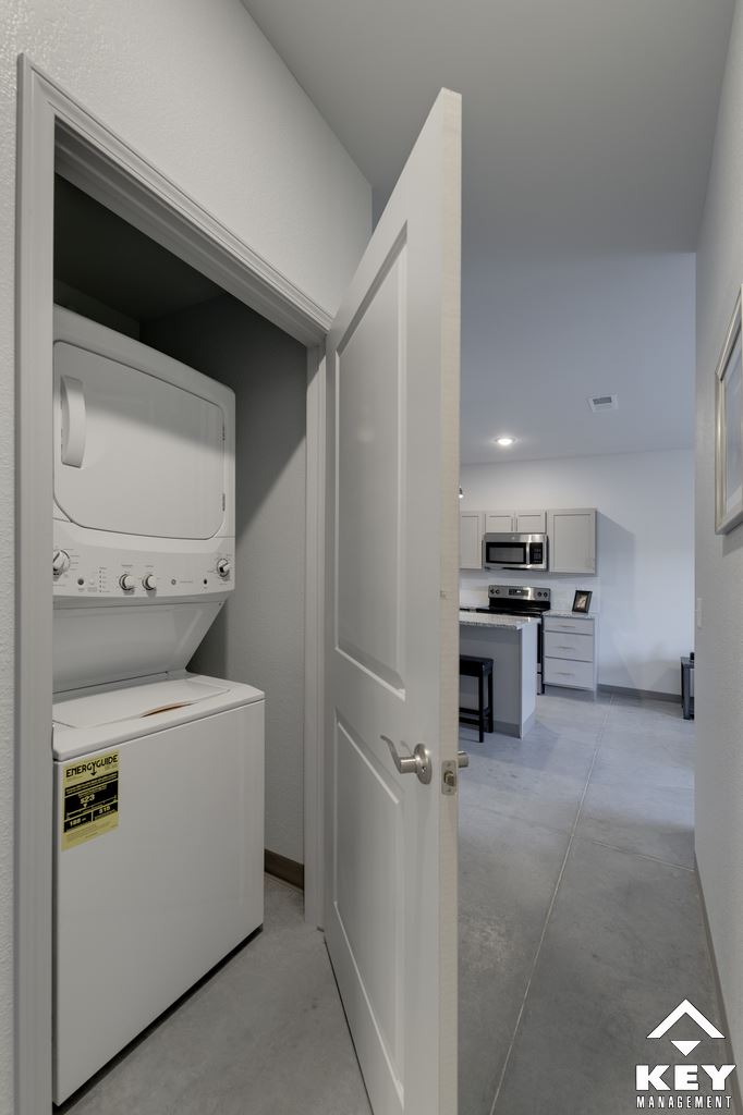 Photo Gallery - Laundry Closet